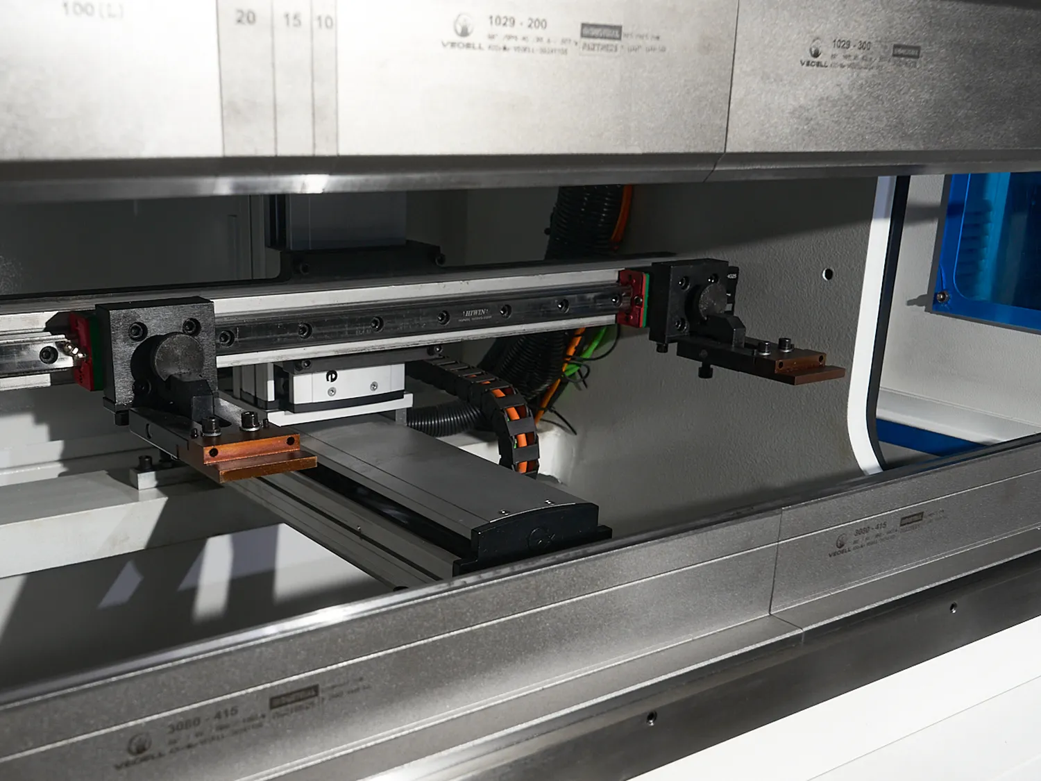 Гибочный станок с ЧПУ IPMBM 18T-800mm-S электромеханический